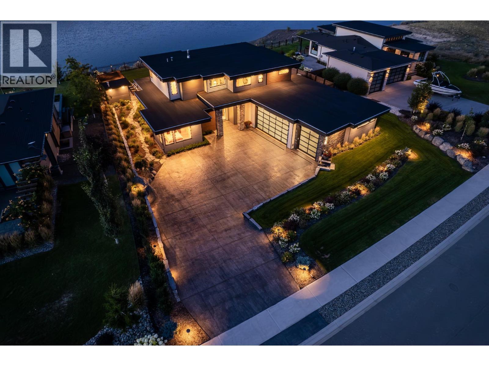 338 Rue Cheval Noir, Kamloops, BC - Outdoor