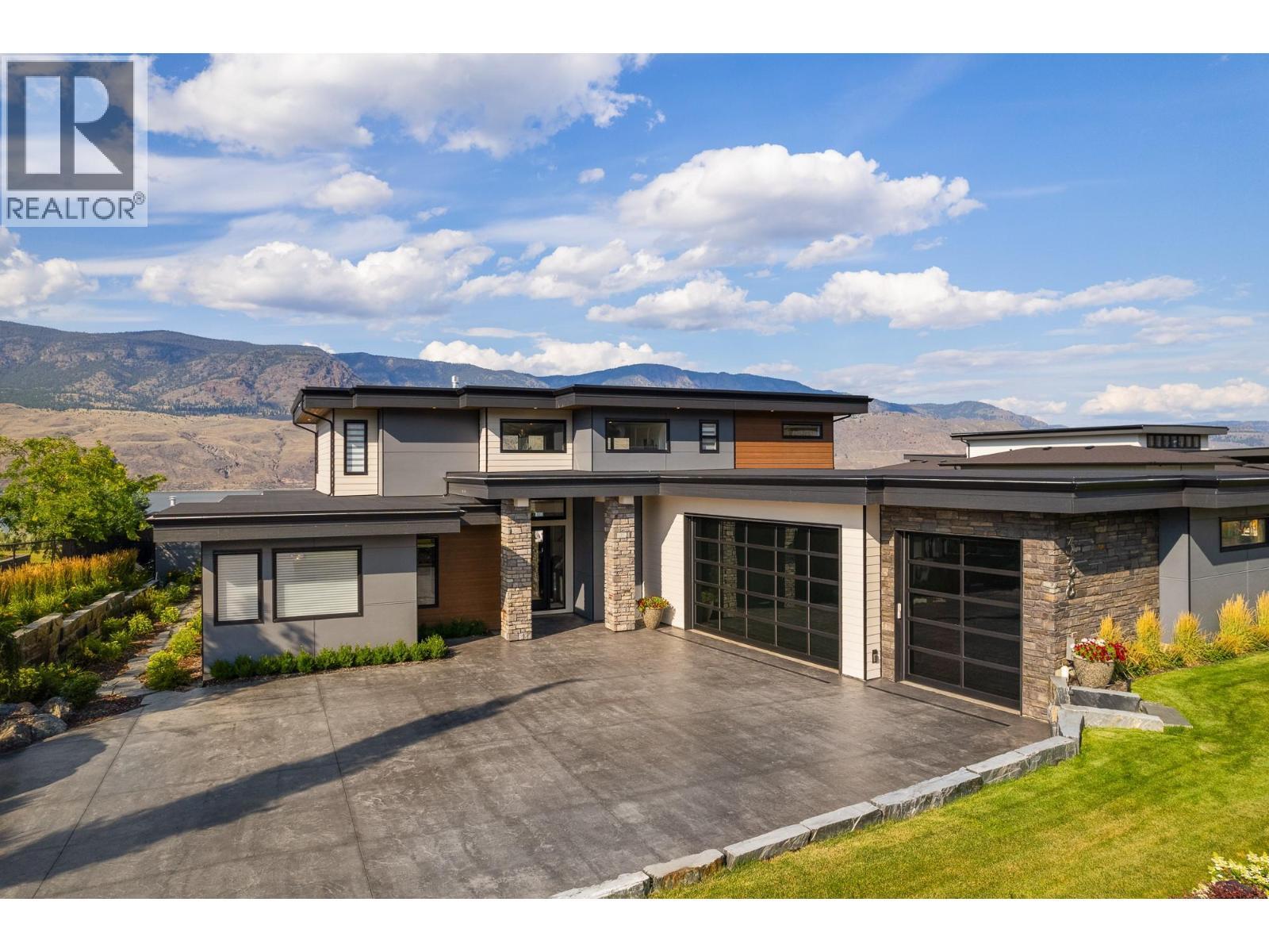 338 Rue Cheval Noir, Kamloops, BC - Outdoor