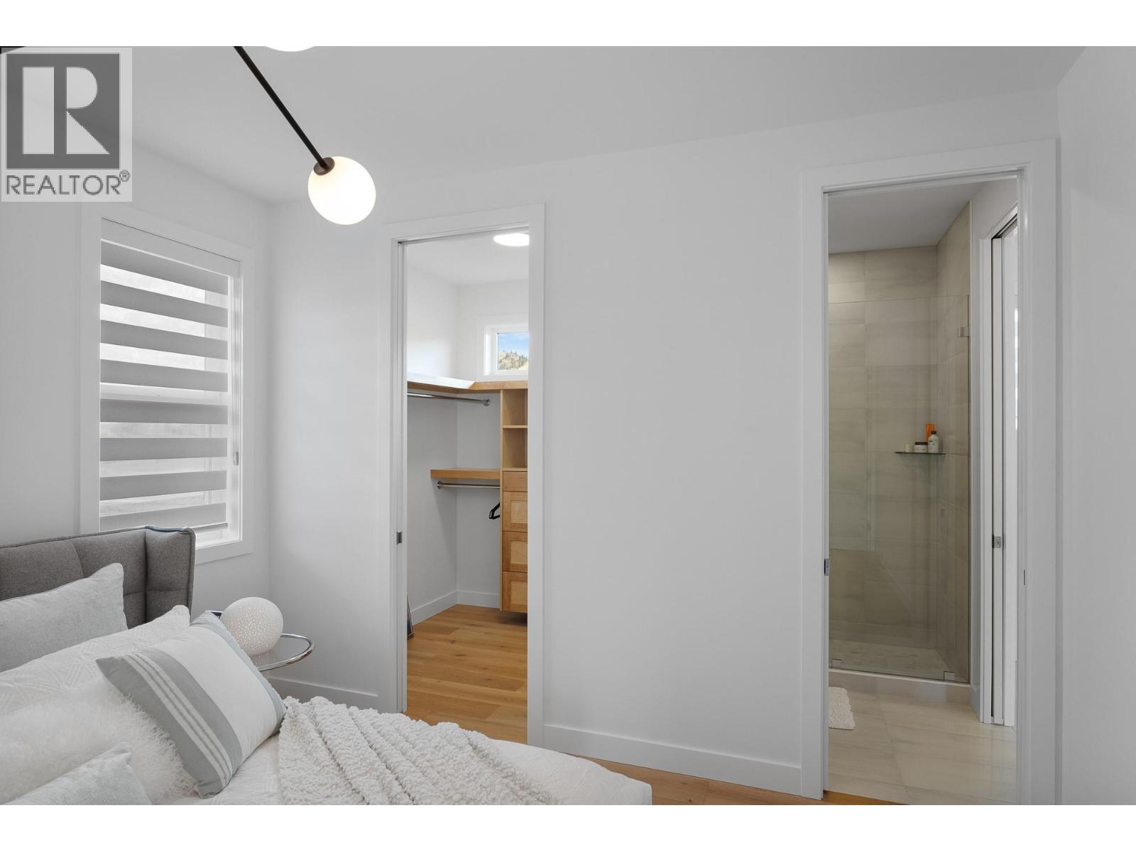 338 Rue Cheval Noir, Kamloops, BC - Indoor Photo Showing Bedroom