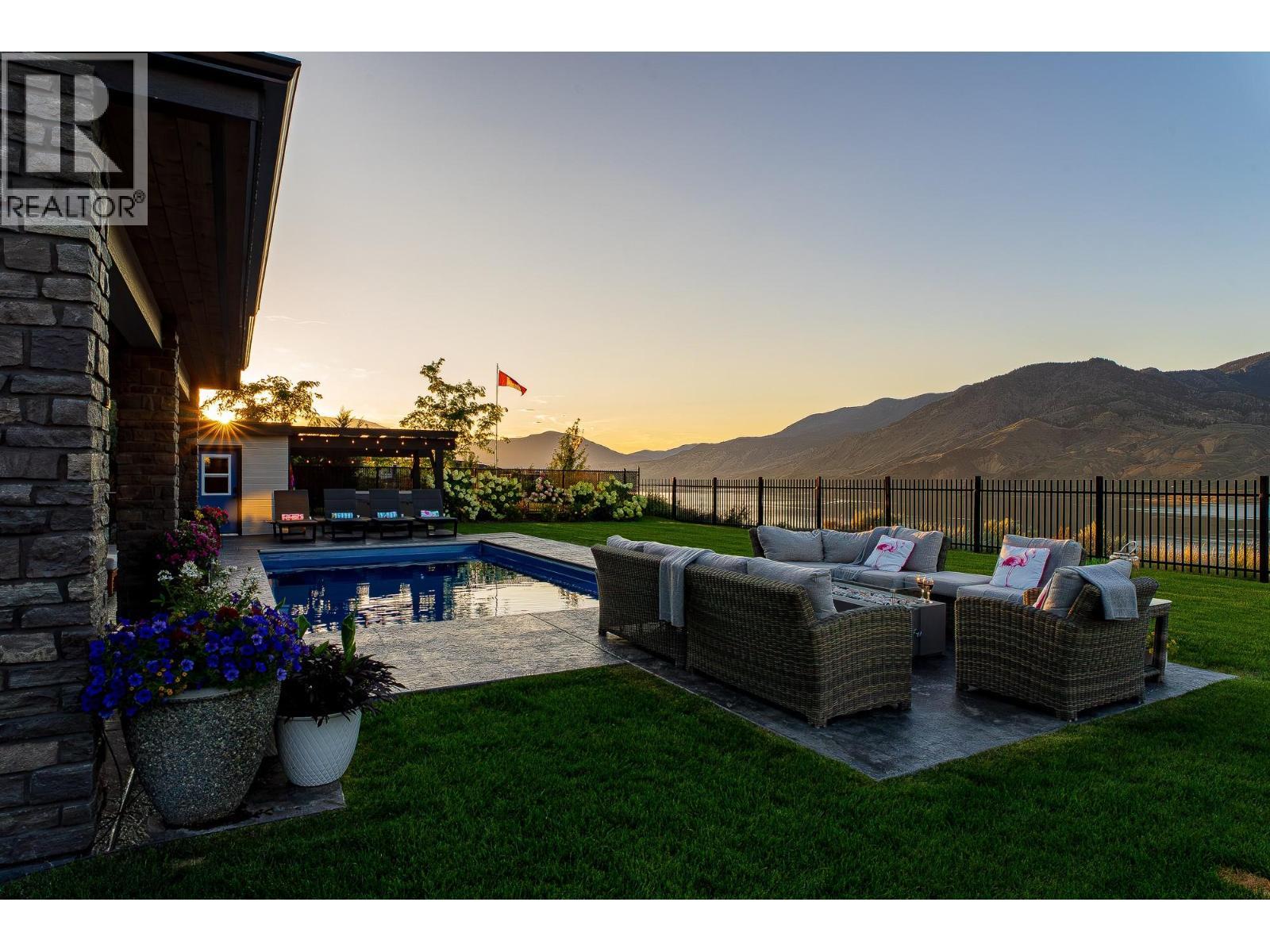 338 Rue Cheval Noir, Kamloops, BC - Outdoor With In Ground Pool