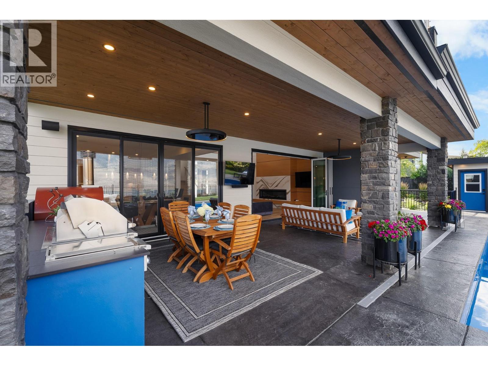 338 Rue Cheval Noir, Kamloops, BC - Outdoor With Deck Patio Veranda With Exterior