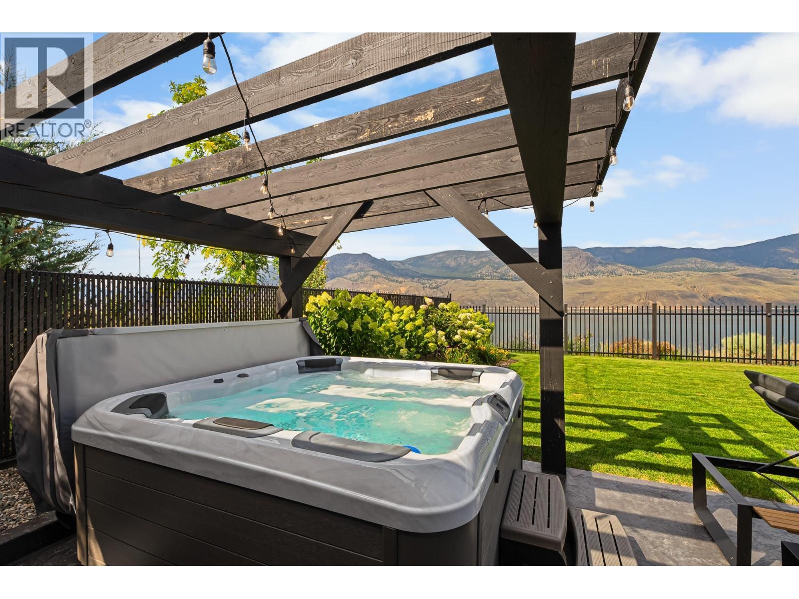 338 Rue Cheval Noir, Kamloops, BC - Outdoor With Deck Patio Veranda With Exterior