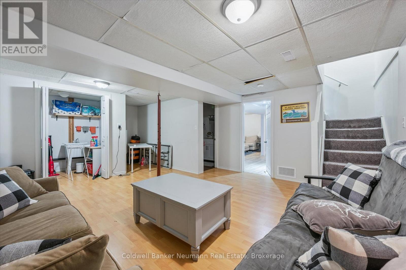 79 Janefield Avenue, Guelph (Dovercliffe Park/Old University), ON - Indoor