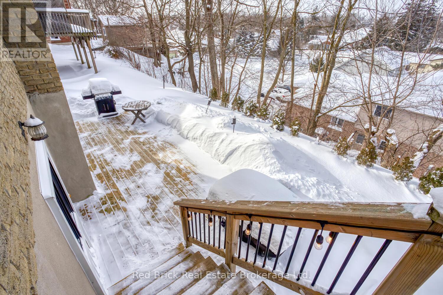 235 Wellington Street, Centre Wellington (Fergus), ON - Outdoor