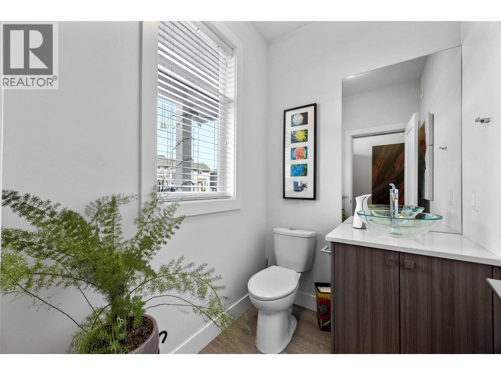 787 Stansfield Road, Kamloops, BC - Indoor Photo Showing Bathroom