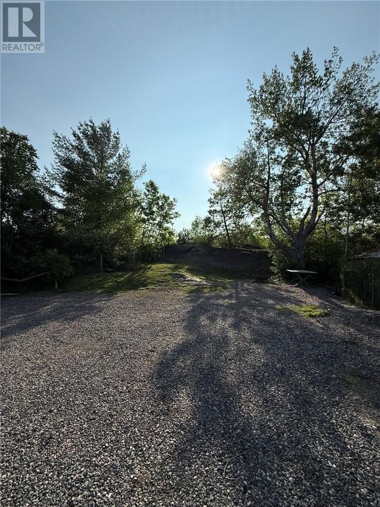 17 Clairmont Street, Sudbury, ON - Outdoor