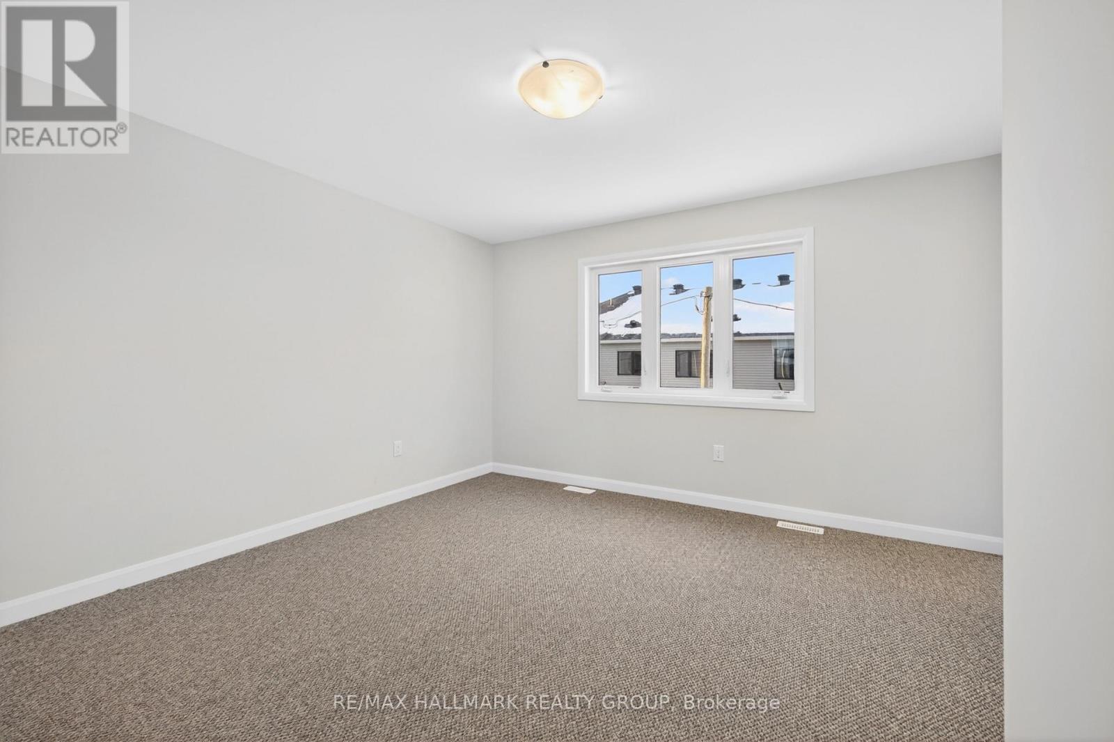 887 Eileen Vollick Crescent, Ottawa, ON - Indoor Photo Showing Other Room