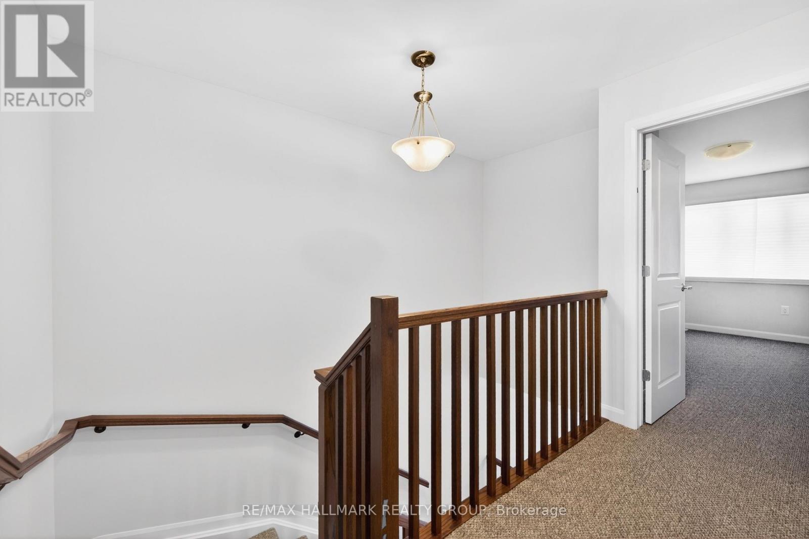 887 Eileen Vollick Crescent, Ottawa, ON - Indoor Photo Showing Other Room