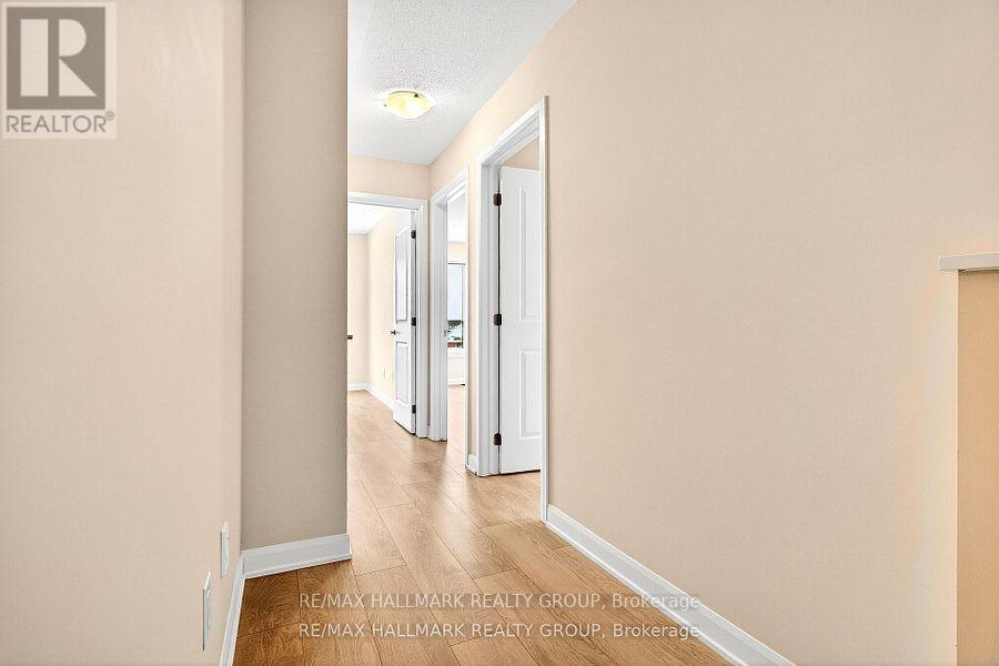 348 Raheen Court Ottawa Circuit, Ottawa, ON - Indoor Photo Showing Other Room