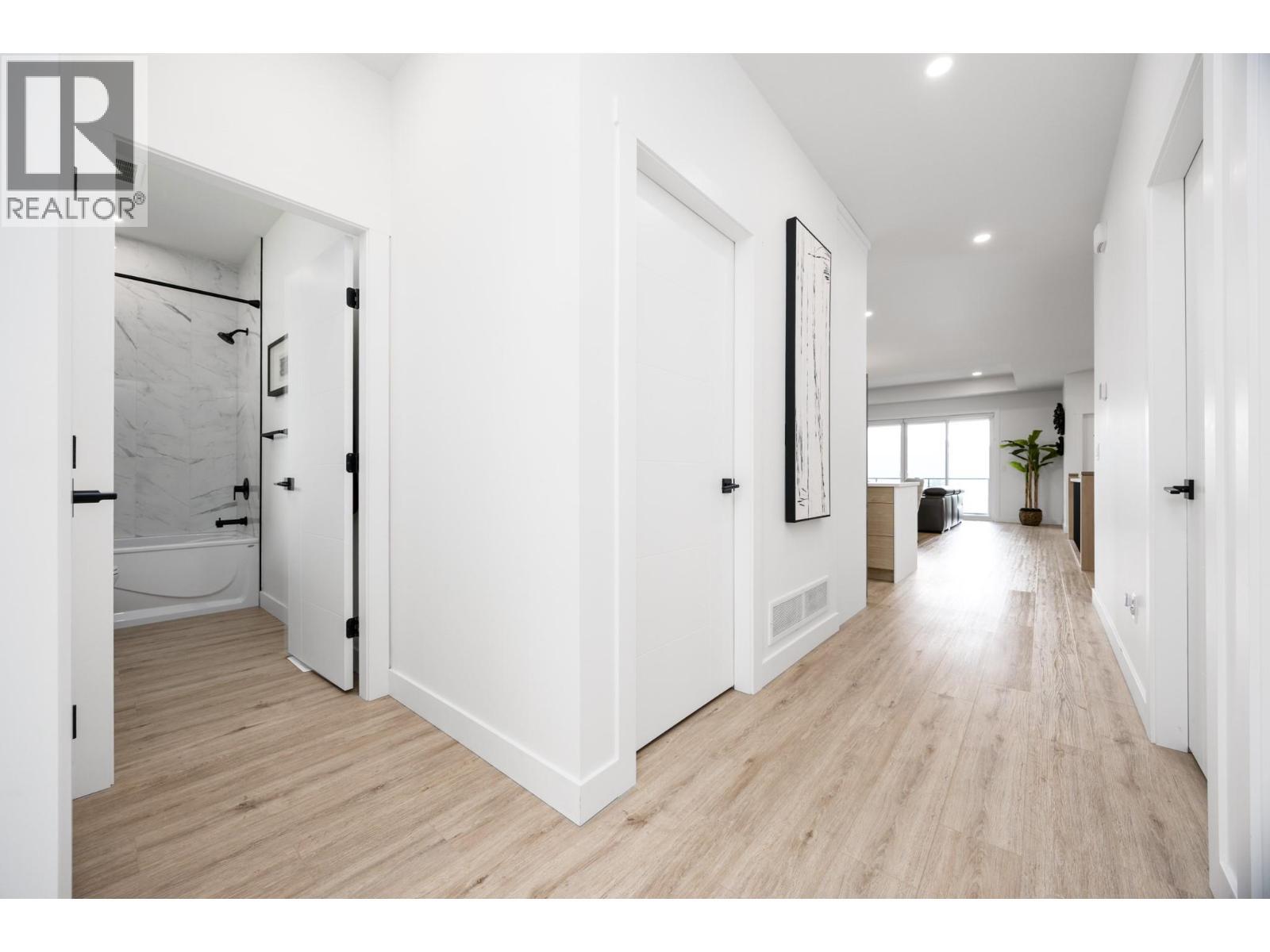 137 Whitefish Road, Vernon, BC - Indoor Photo Showing Other Room