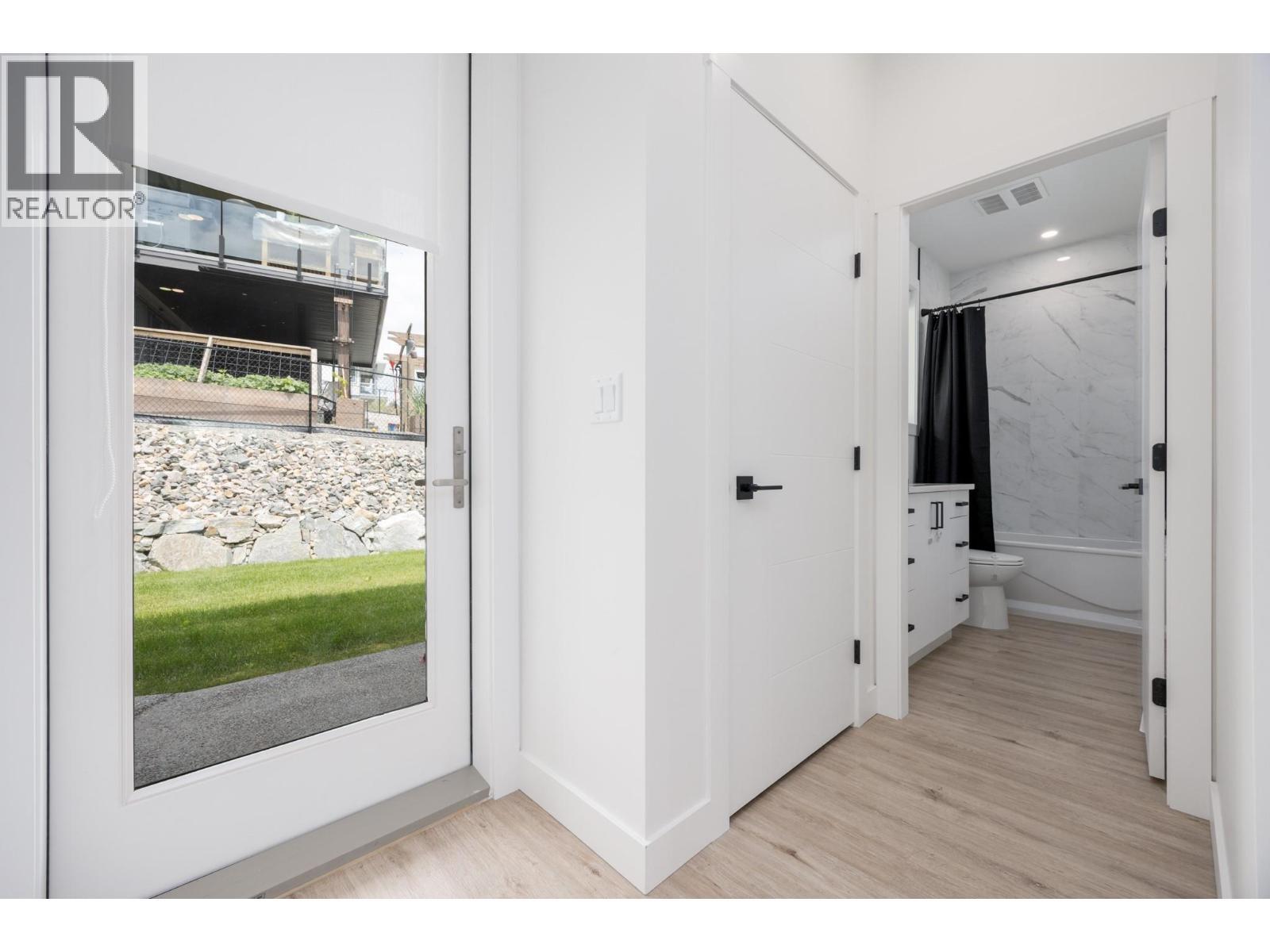 137 Whitefish Road, Vernon, BC - Indoor Photo Showing Other Room