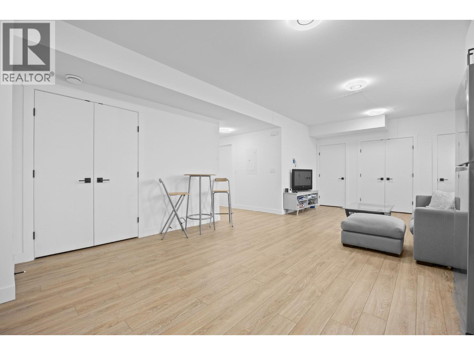 137 Whitefish Road, Vernon, BC - Indoor