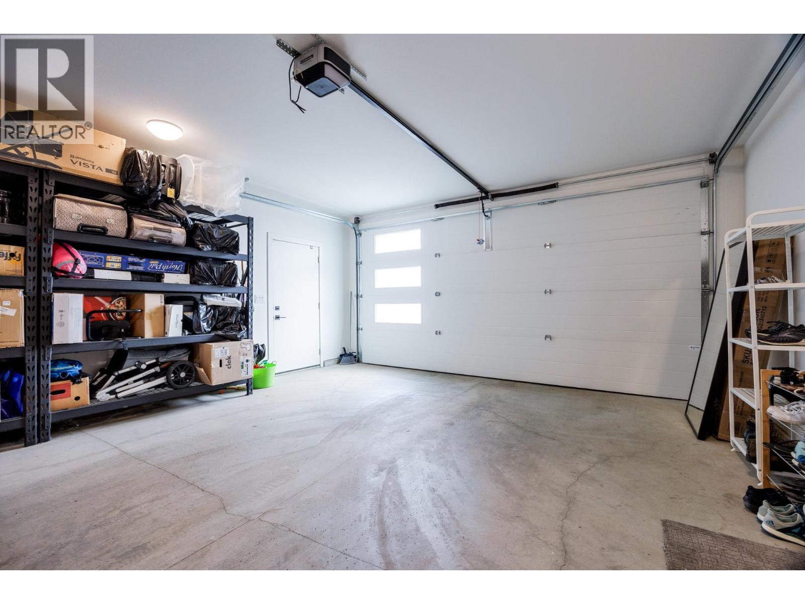 137 Whitefish Road, Vernon, BC - Indoor Photo Showing Garage