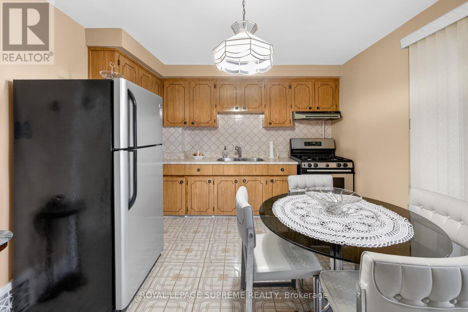 93 Marchmount Road, Toronto, ON - Indoor Photo Showing Other Room