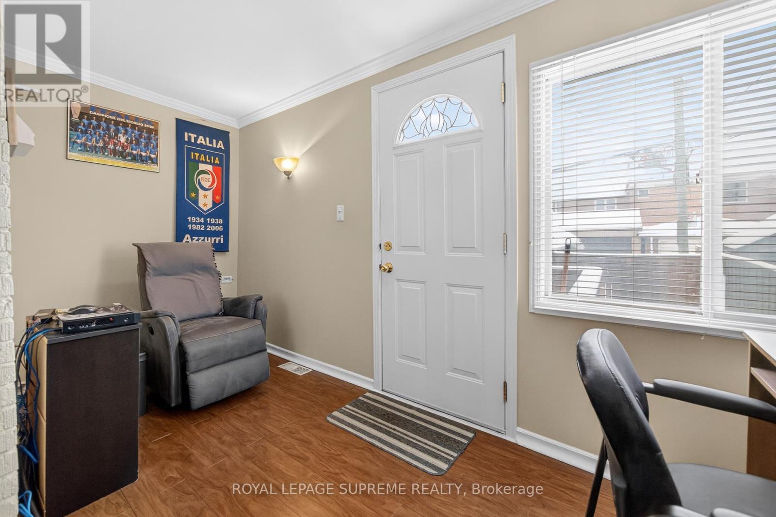 93 Marchmount Road, Toronto, ON - Indoor Photo Showing Other Room