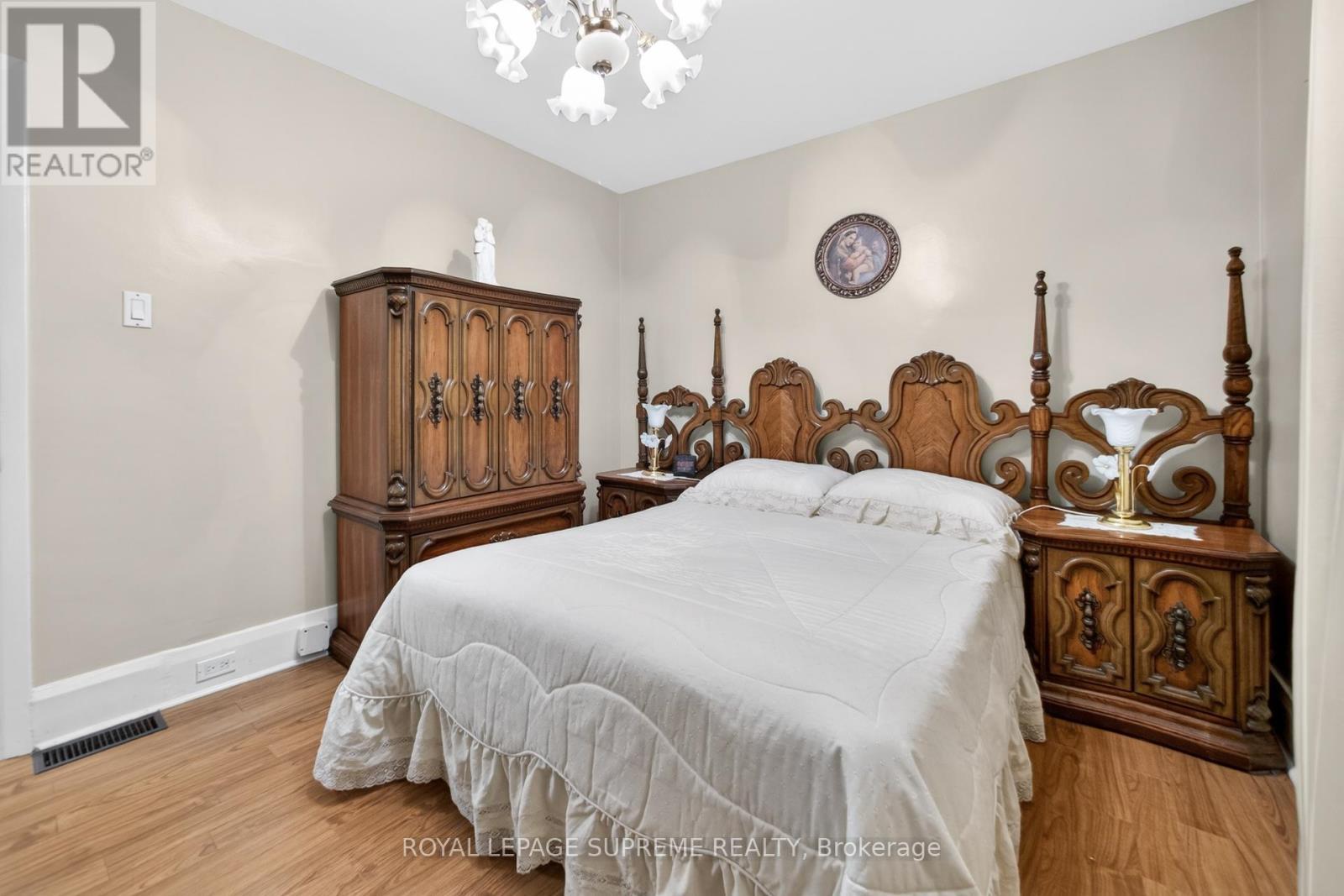93 Marchmount Road, Toronto, ON - Indoor Photo Showing Bedroom