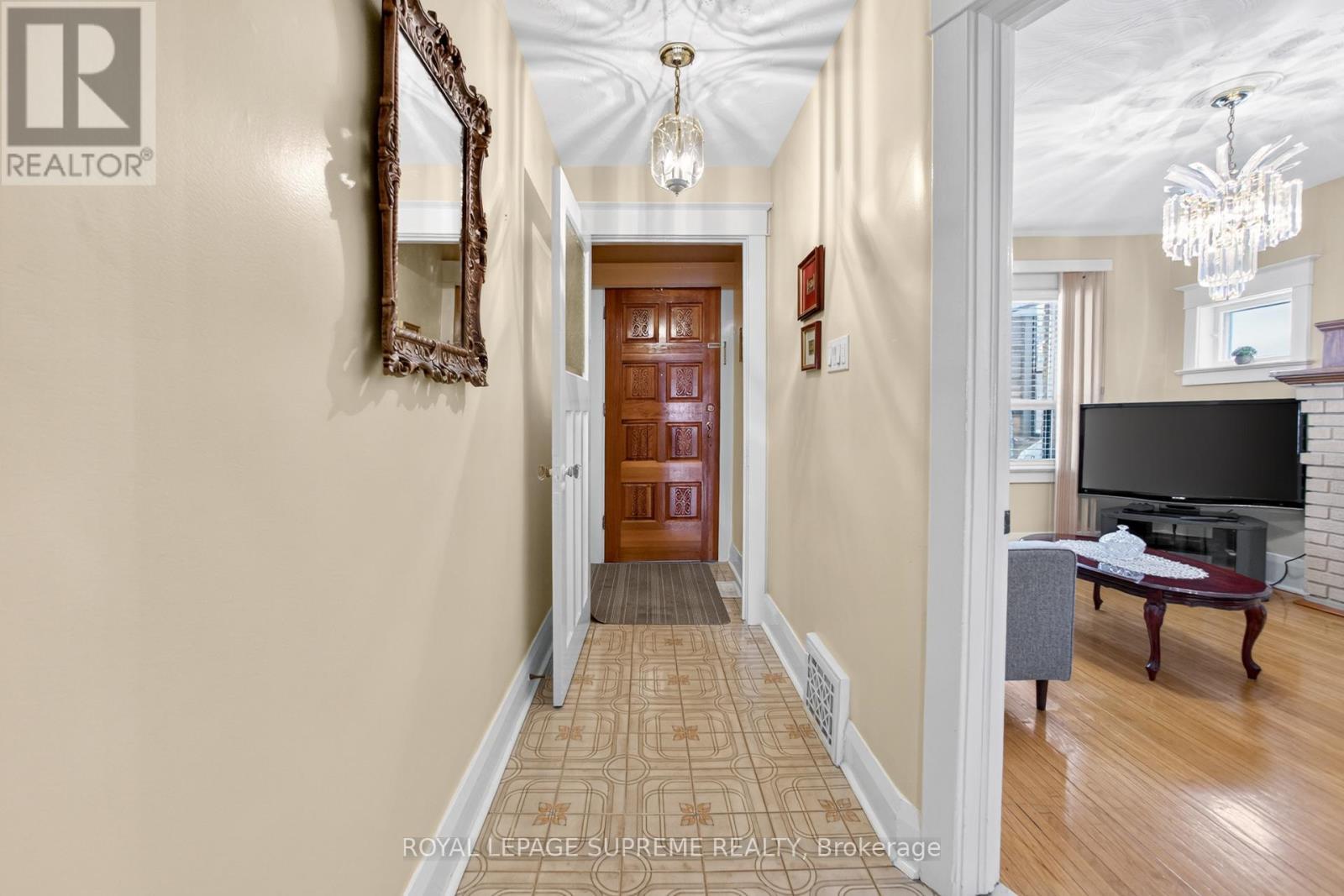 93 Marchmount Road, Toronto, ON - Indoor Photo Showing Other Room