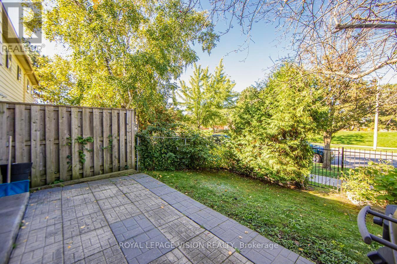 8 - 301 Washburn Way, Toronto, ON - Outdoor