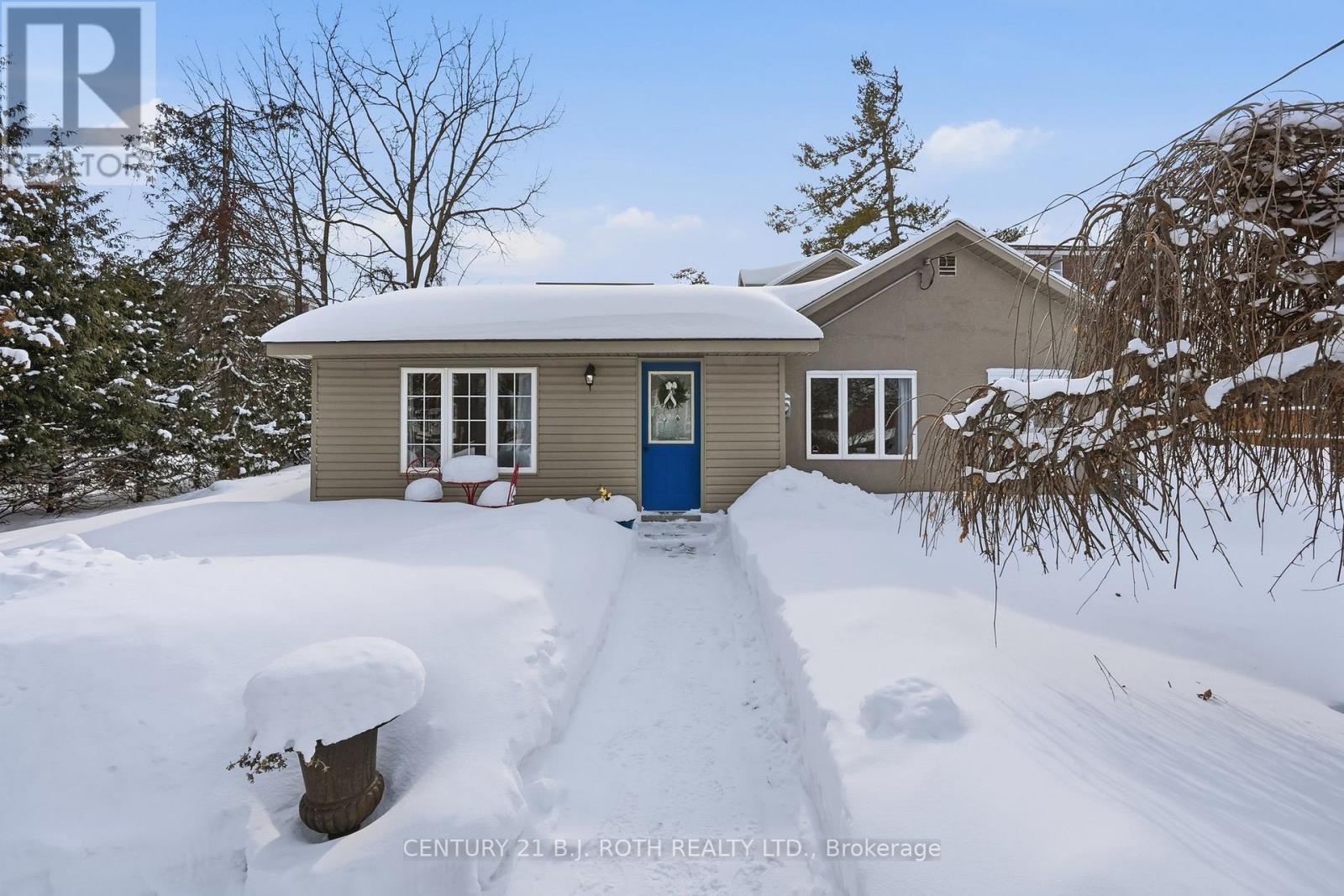 116 Burton Avenue, Barrie, ON - Outdoor