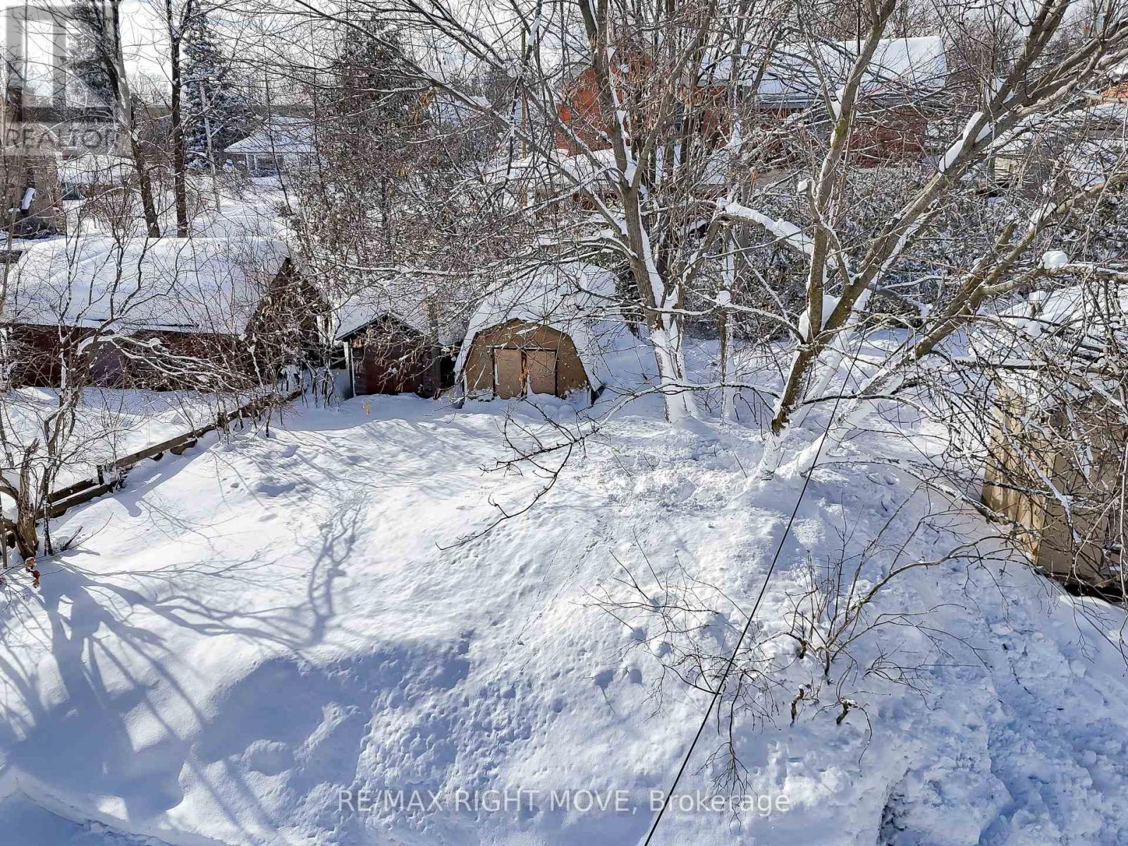 203 Canice Street, Orillia, ON - Outdoor