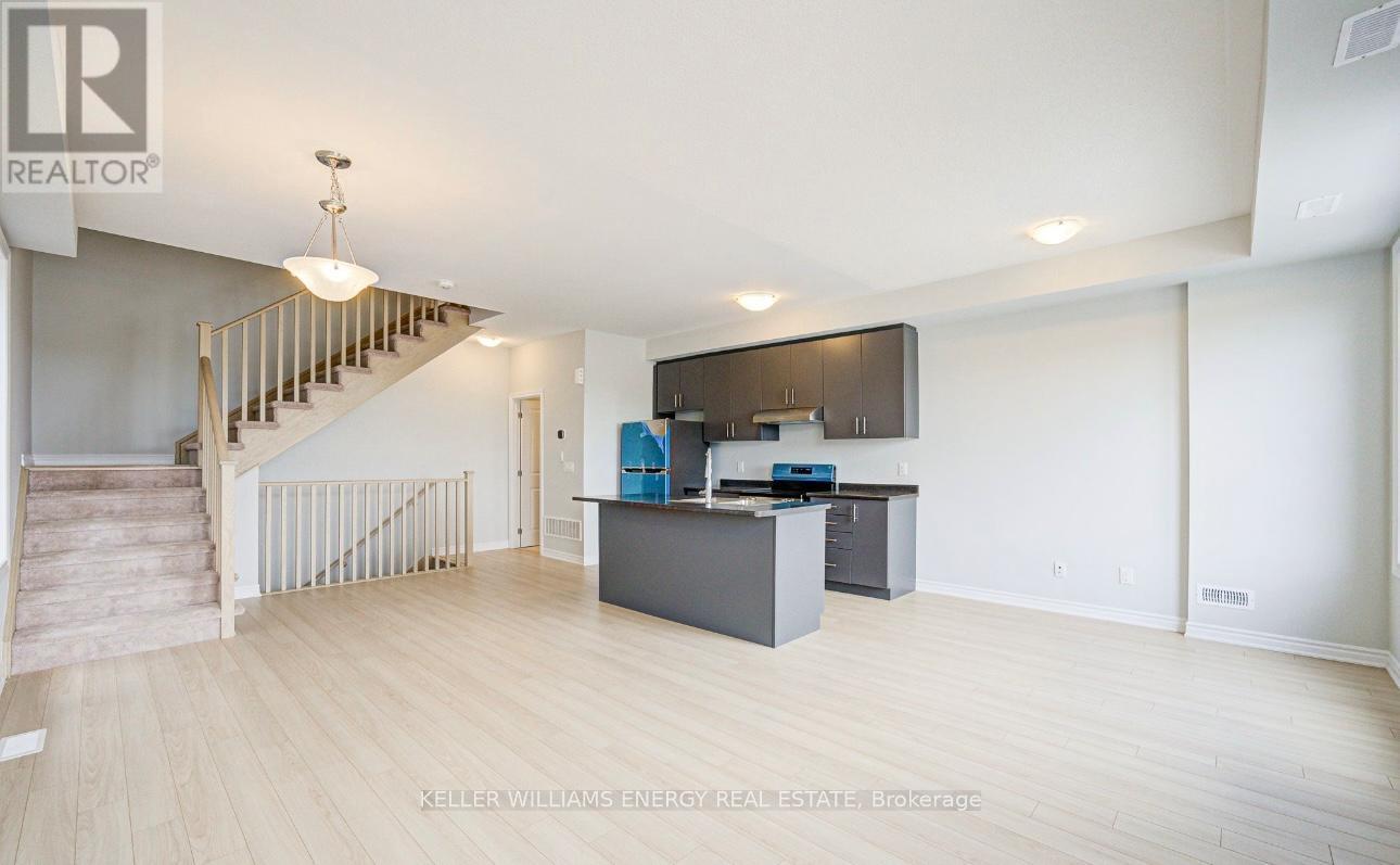 1210 Greentree Path, Oshawa (Kedron), ON - Indoor Photo Showing Kitchen