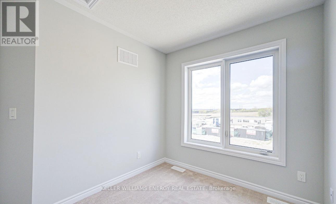 1210 Greentree Path, Oshawa (Kedron), ON - Indoor Photo Showing Other Room