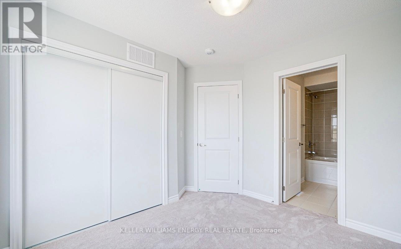 1210 Greentree Path, Oshawa (Kedron), ON - Indoor Photo Showing Other Room