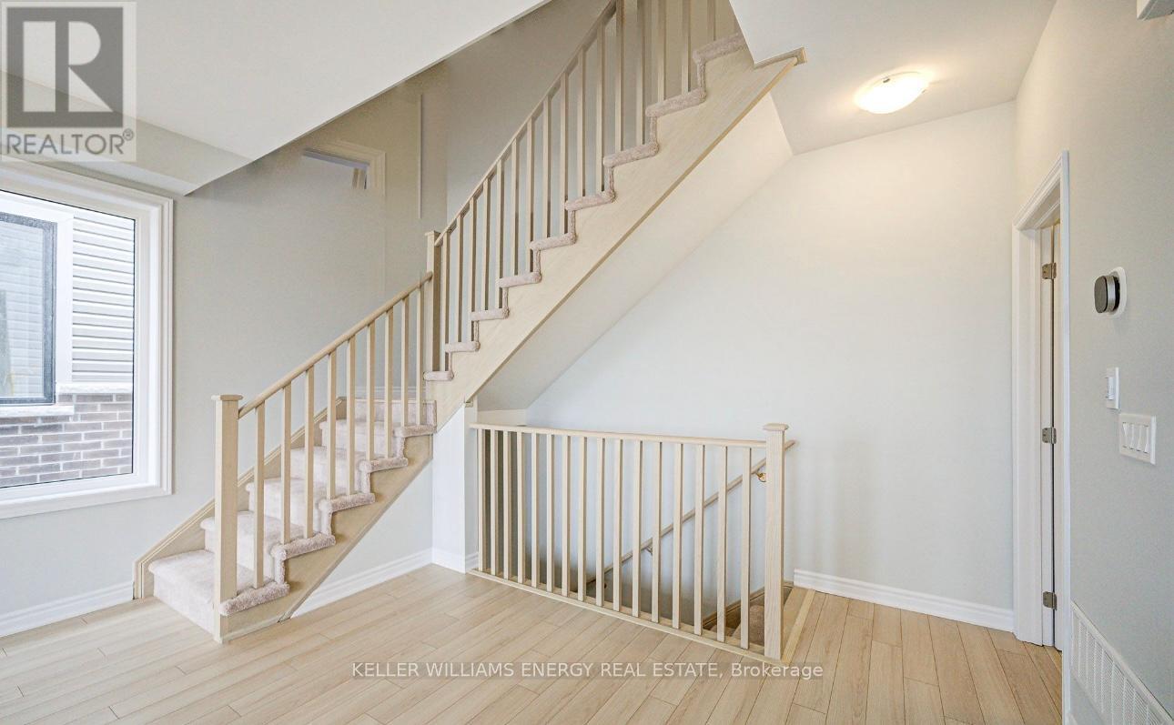 1210 Greentree Path, Oshawa (Kedron), ON - Indoor Photo Showing Other Room