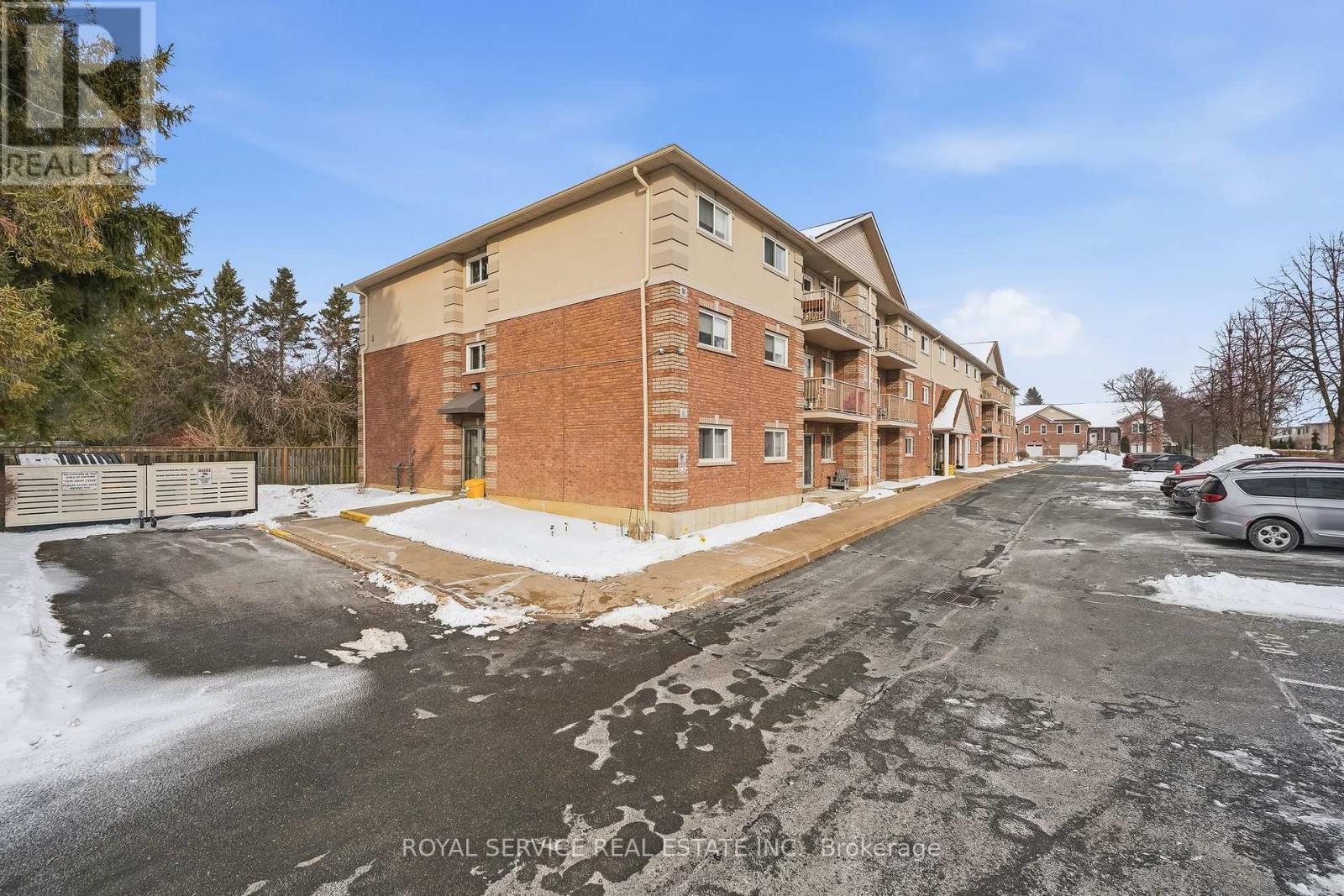 304 - 841 Battell Street, Cobourg, ON - Outdoor