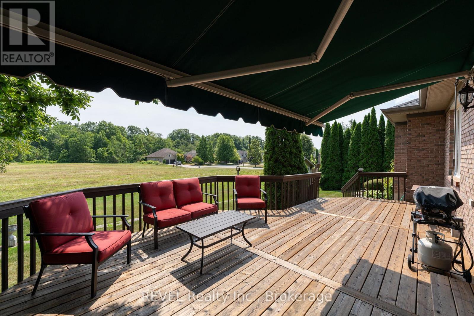 5 Beechwood Crescent, Pelham (Fonthill), ON - Outdoor With Deck Patio Veranda With Exterior
