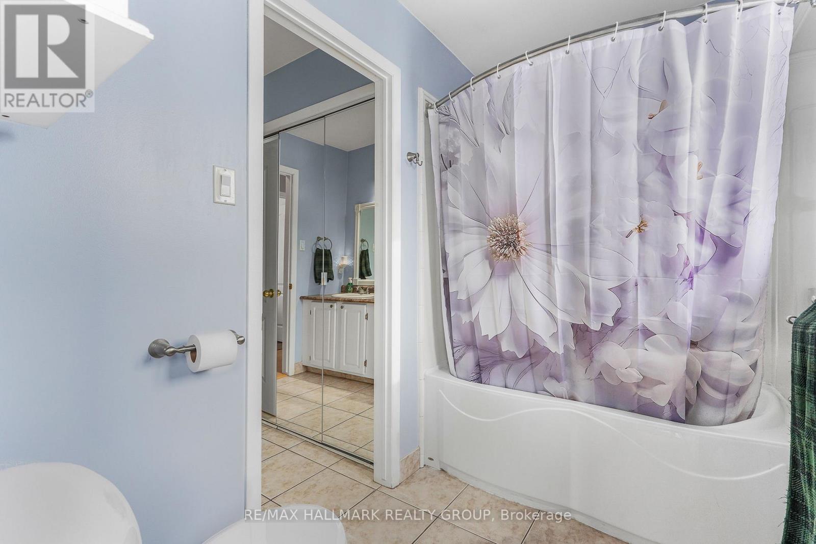 2431 Bay Road, Champlain, ON - Indoor Photo Showing Bathroom