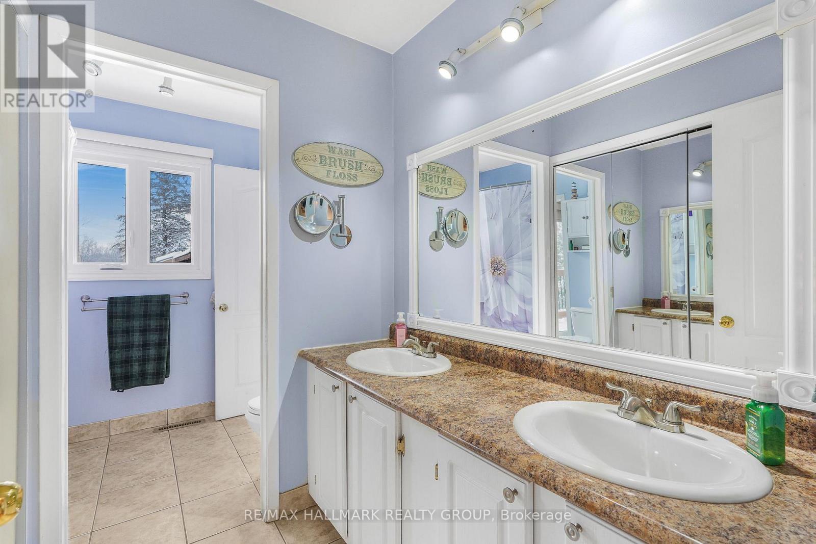 2431 Bay Road, Champlain, ON - Indoor Photo Showing Bathroom