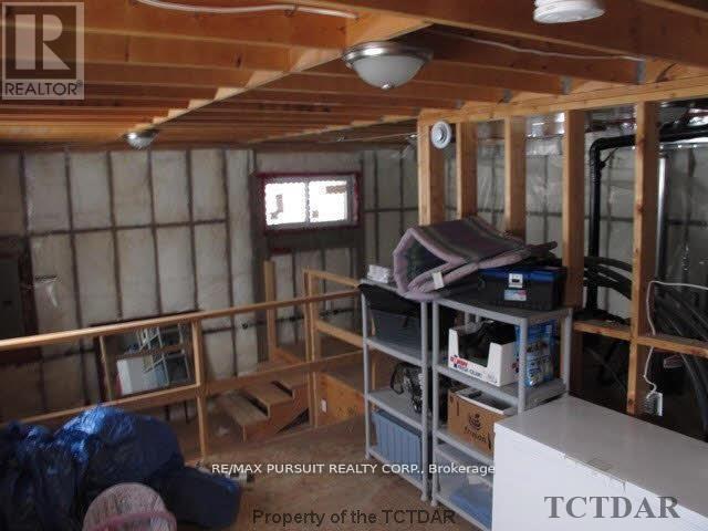 187 Lang Street, Cobalt, ON - Indoor Photo Showing Other Room