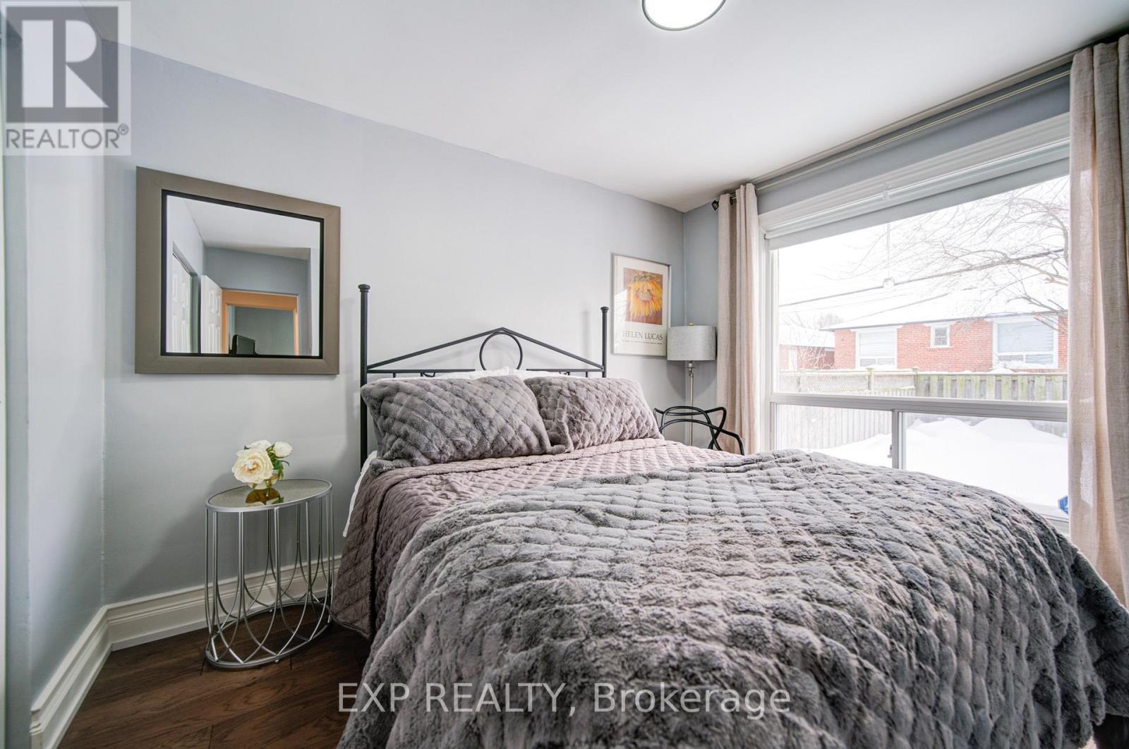 47 Brenda Crescent, Toronto, ON - Indoor Photo Showing Bedroom