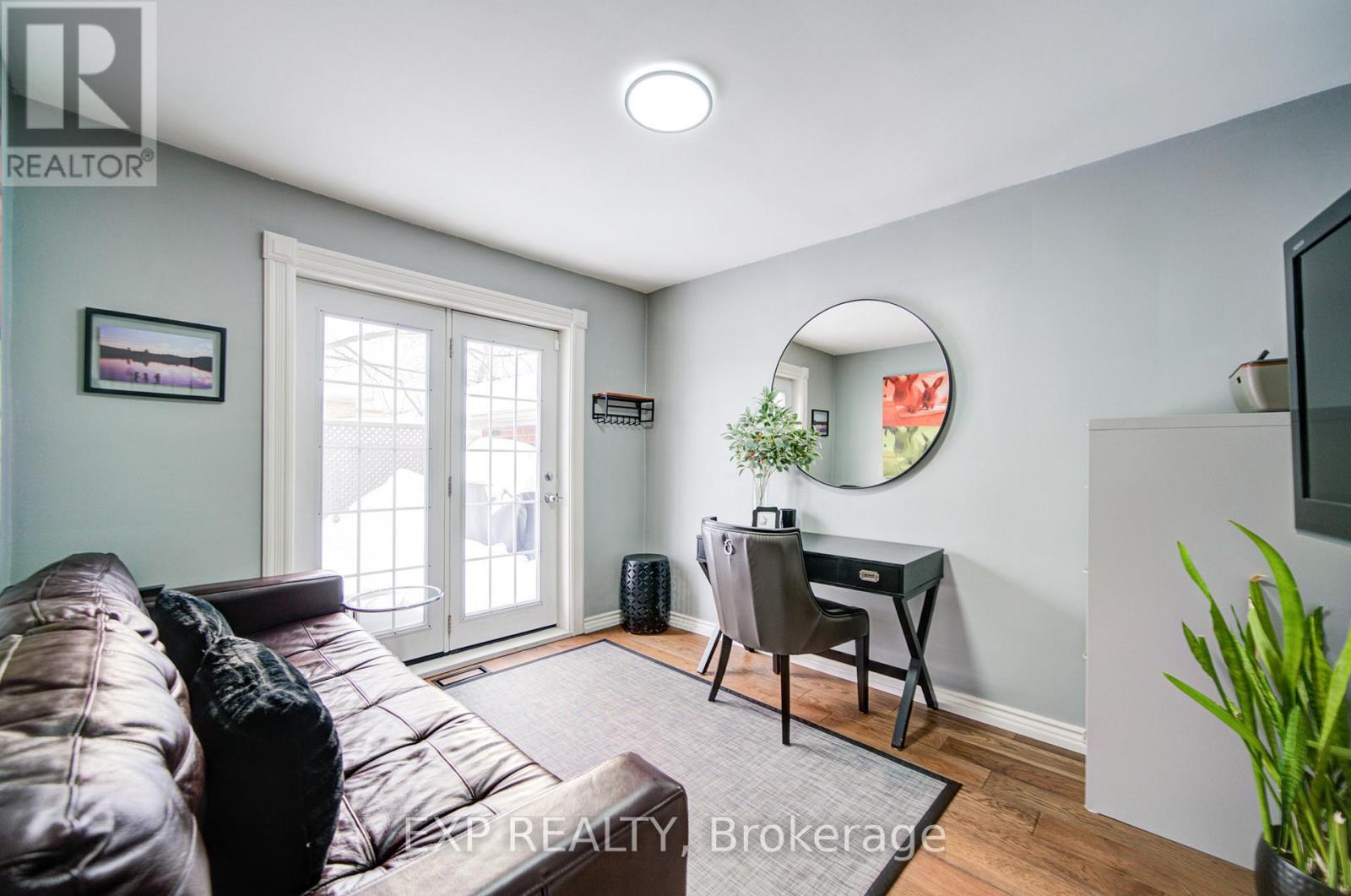 47 Brenda Crescent, Toronto, ON - Indoor