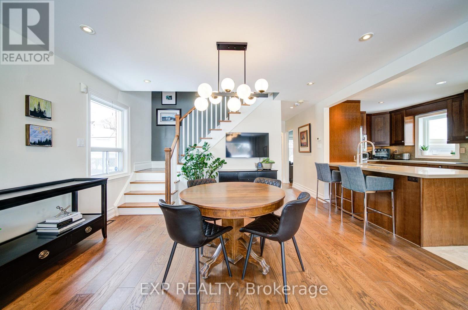 47 Brenda Crescent, Toronto, ON - Indoor Photo Showing Dining Room