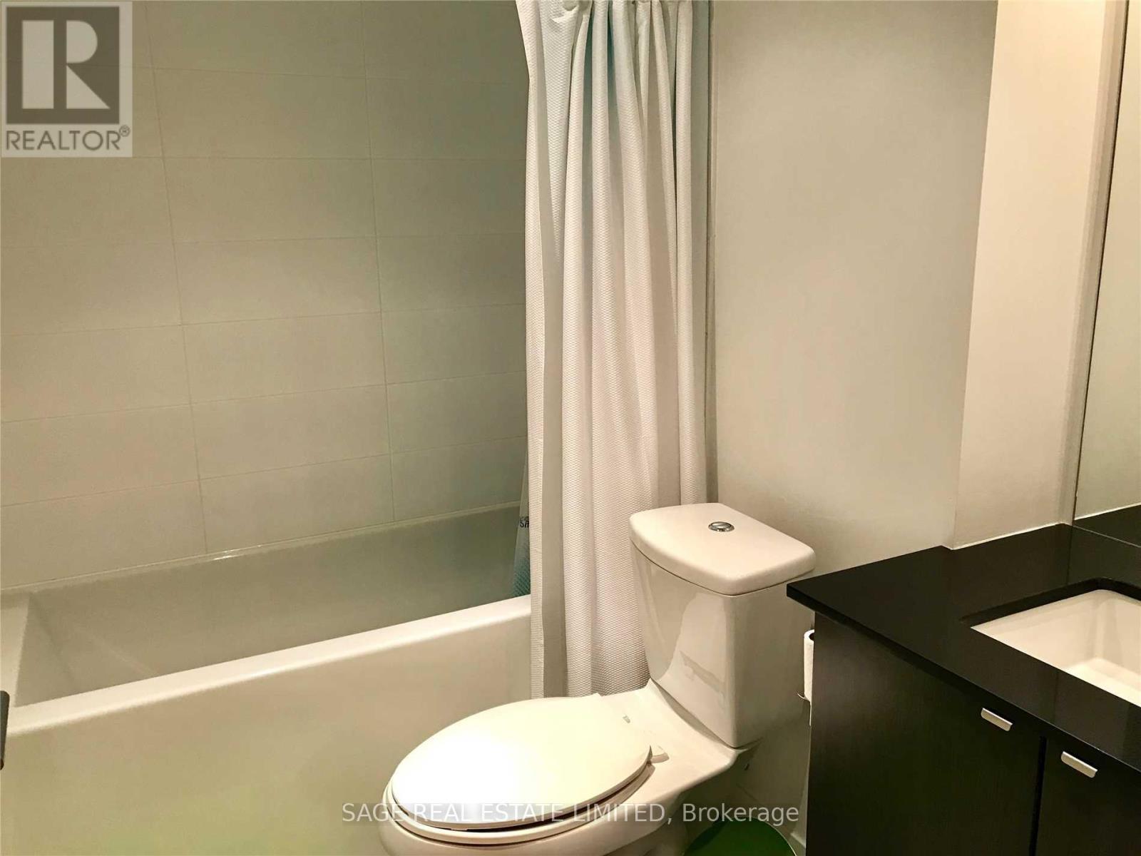 533 - 88 Colgate Avenue, Toronto, ON - Indoor Photo Showing Bathroom