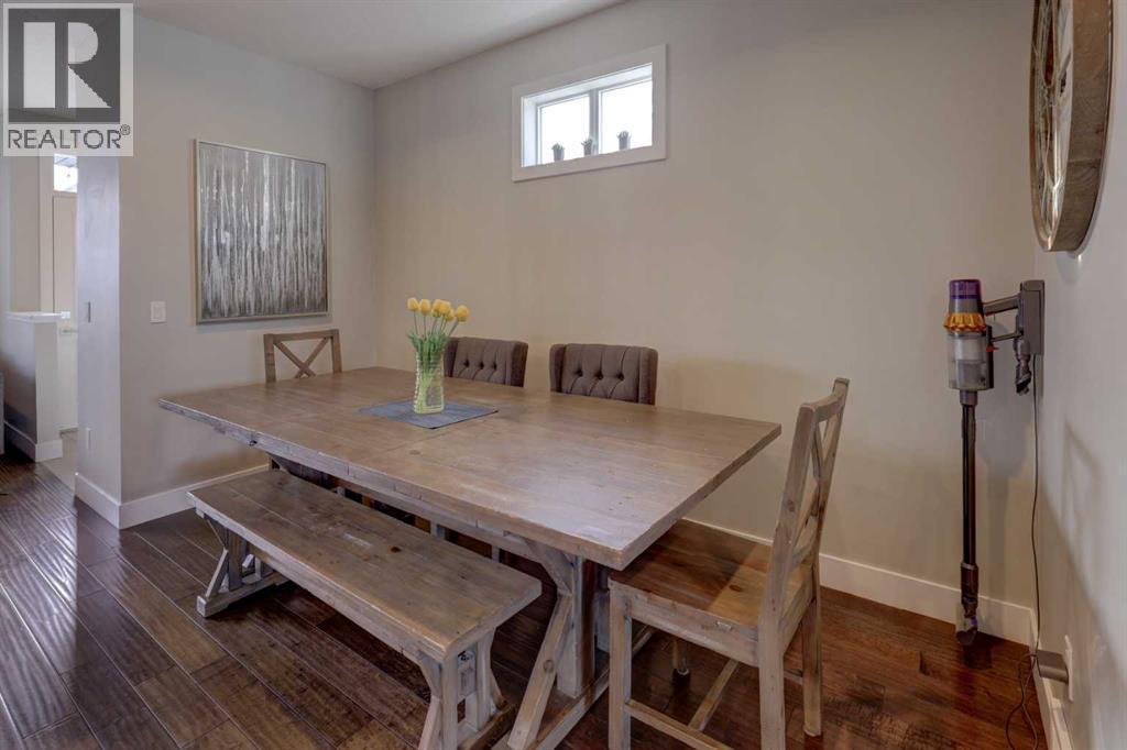 1721 20 Avenue Nw, Calgary, AB - Indoor Photo Showing Dining Room