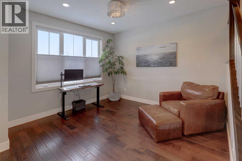 1721 20 Avenue Nw, Calgary, AB - Indoor Photo Showing Office