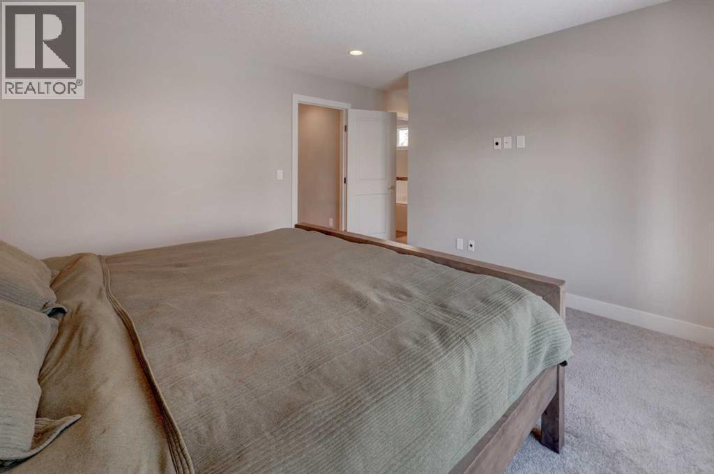 1721 20 Avenue Nw, Calgary, AB - Indoor