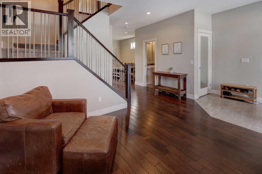 1721 20 Avenue Nw, Calgary, AB - Indoor