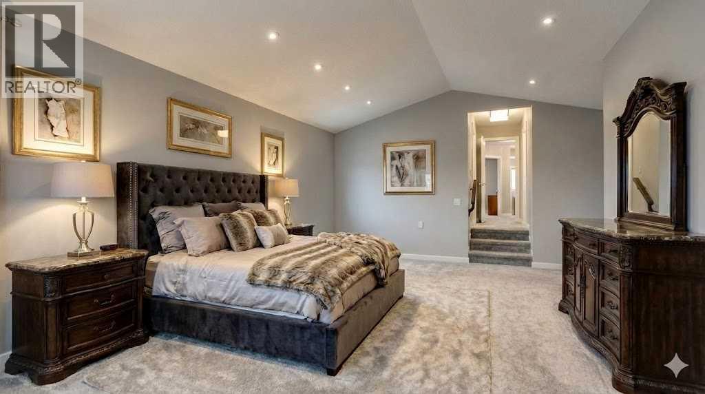 Master Bedroom - 33 Douglasbank Rise Se, Calgary, AB - Indoor Photo Showing Bedroom