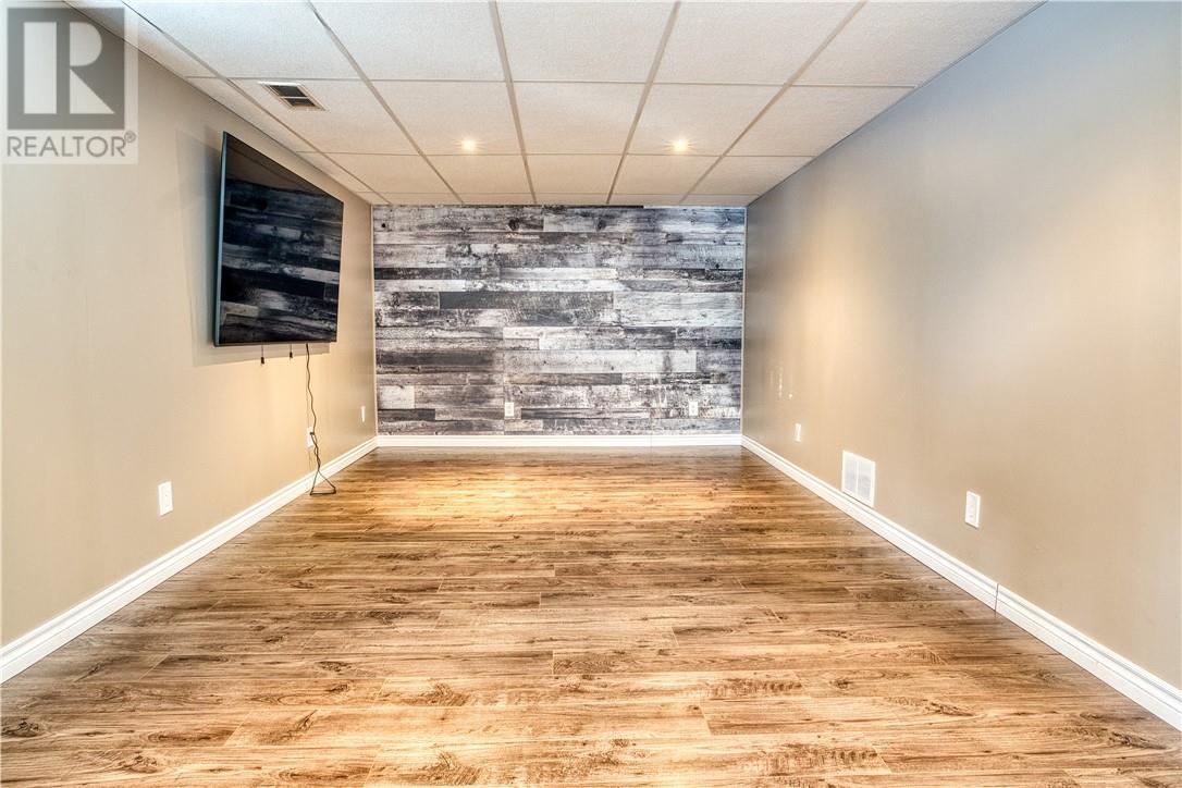 4394 Hamilton, Hanmer, ON - Indoor Photo Showing Other Room