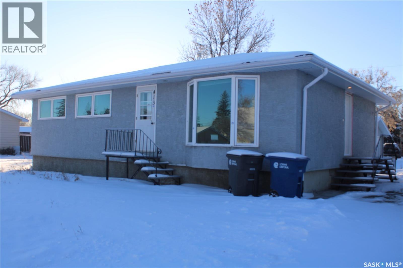 413 1St Street, Kipling, SK - Outdoor