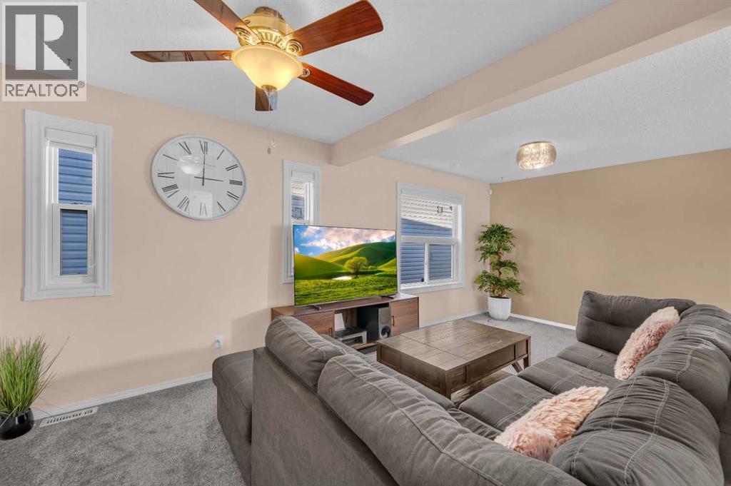 131 Coral Springs Circle Ne, Calgary, AB - Indoor Photo Showing Other Room