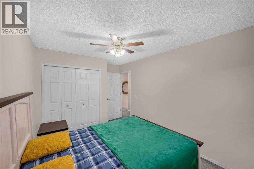 131 Coral Springs Circle Ne, Calgary, AB - Indoor