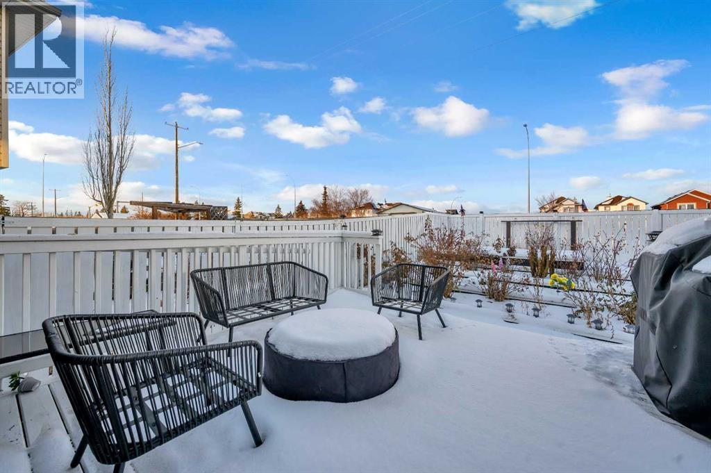 131 Coral Springs Circle Ne, Calgary, AB - Outdoor