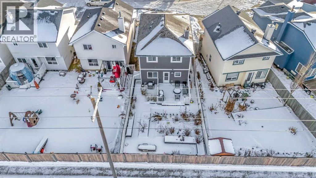 131 Coral Springs Circle Ne, Calgary, AB - Outdoor