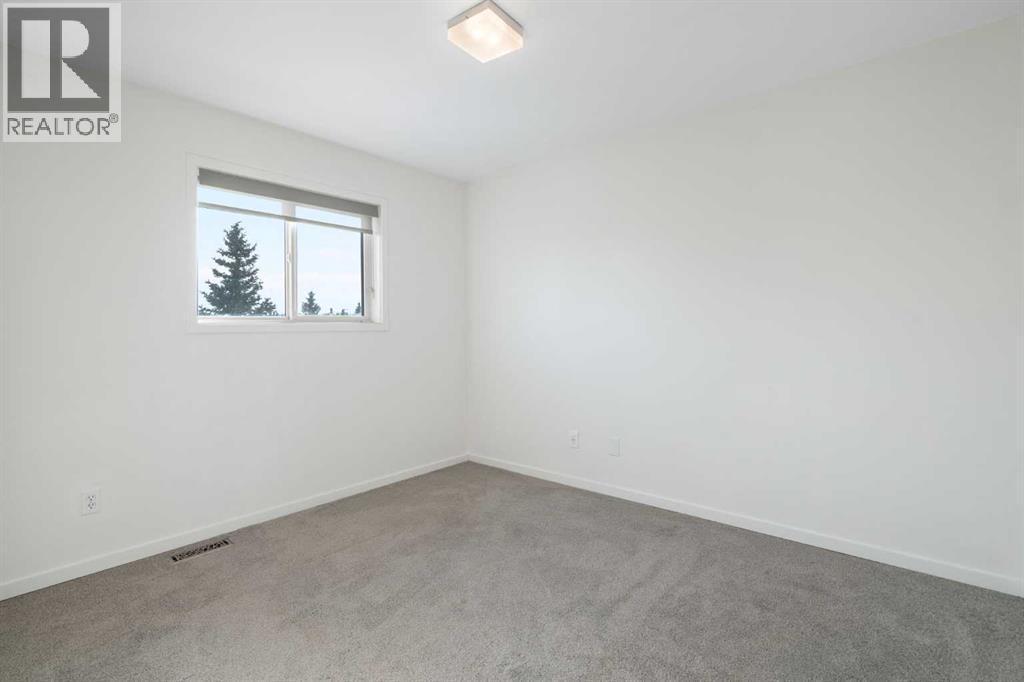 201 Harvest Creek Close Ne, Calgary, AB - Indoor Photo Showing Other Room