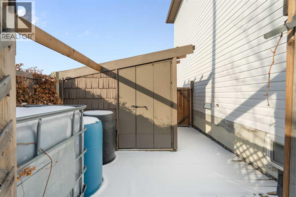 201 Harvest Creek Close Ne, Calgary, AB - Outdoor With Exterior